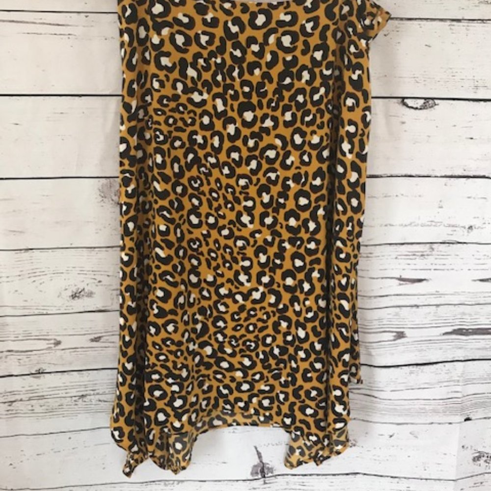Who What Wear asymmetrical leopard midi skirt - Picture 3 of 6